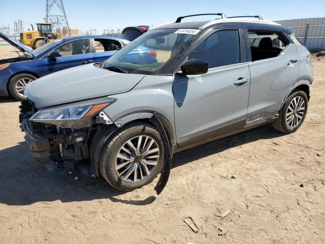  Salvage Nissan Kicks