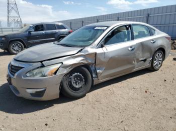  Salvage Nissan Altima