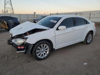  Salvage Chrysler 200