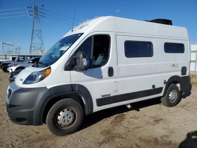  Salvage Winnebago Solis