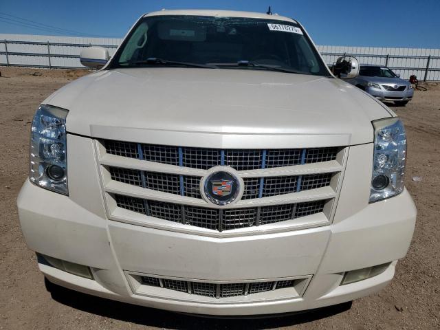 Cadillac Escalade Esv Premium Image 6