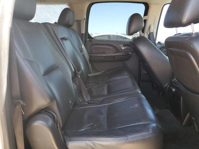 Cadillac Escalade Esv Premium Image 10