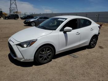  Salvage Toyota Yaris