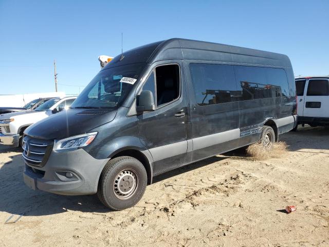  Salvage Mercedes-Benz Sprinter