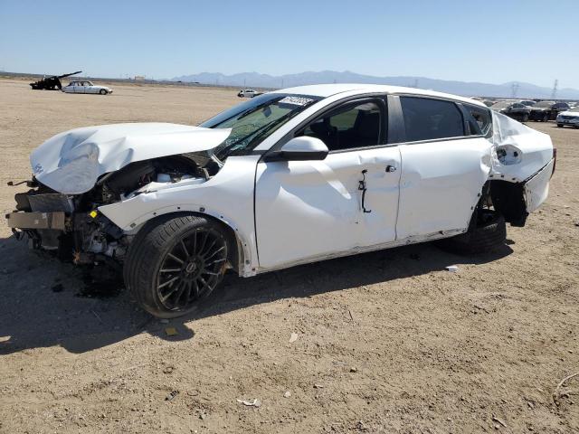  Salvage Kia K4 Lx