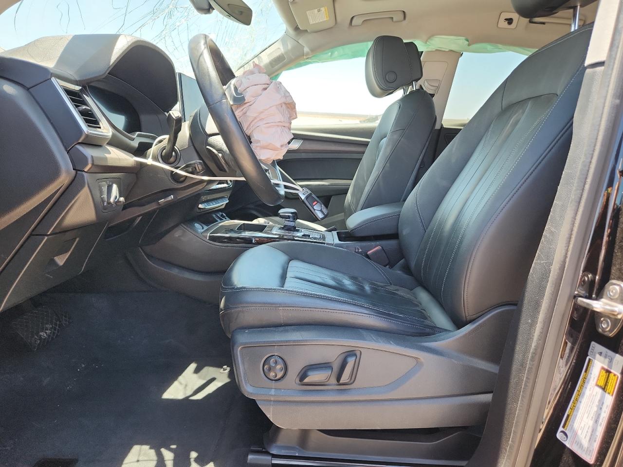 Audi Q5 Premium Plus Image 12