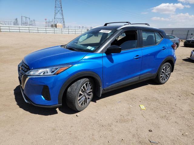  Salvage Nissan Kicks