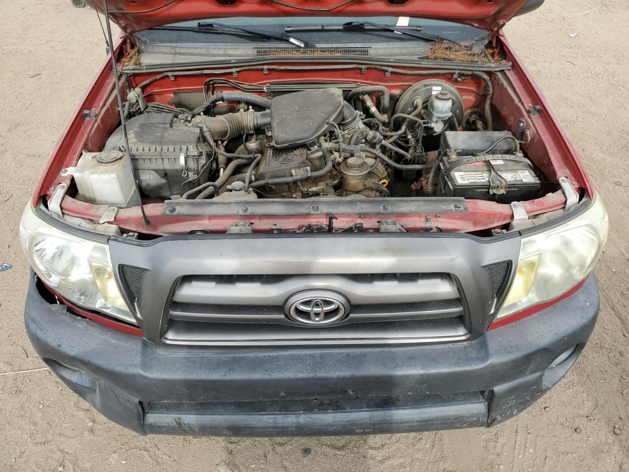 Toyota Tacoma Access Cab Image 3