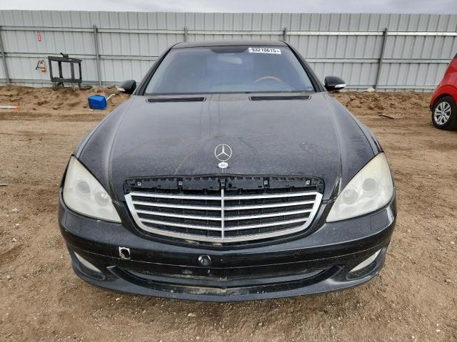 Mercedes-Benz S-Class 550 Image 9