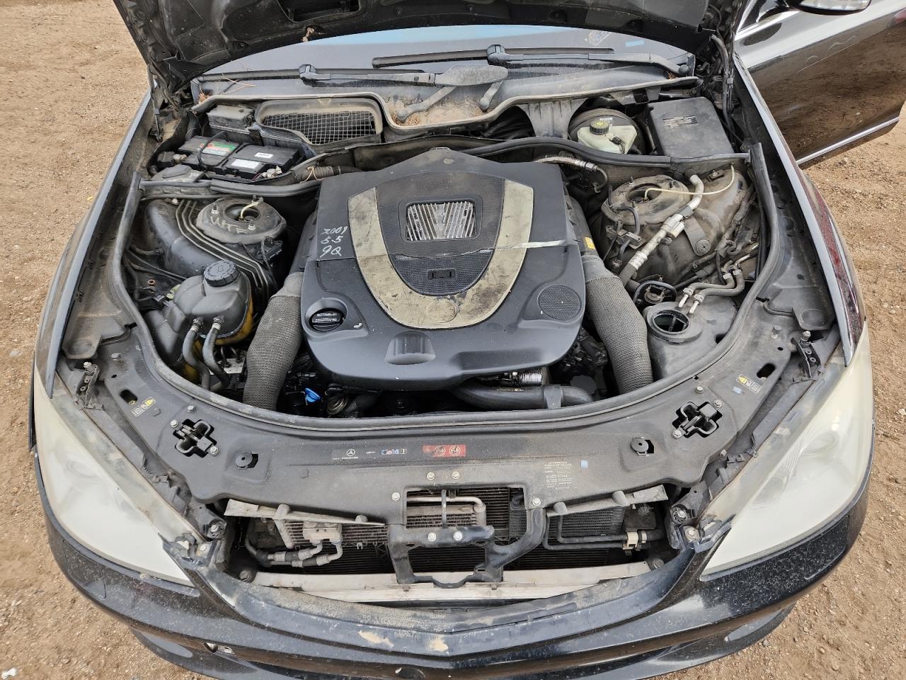 Mercedes-Benz S-Class 550 Image 10