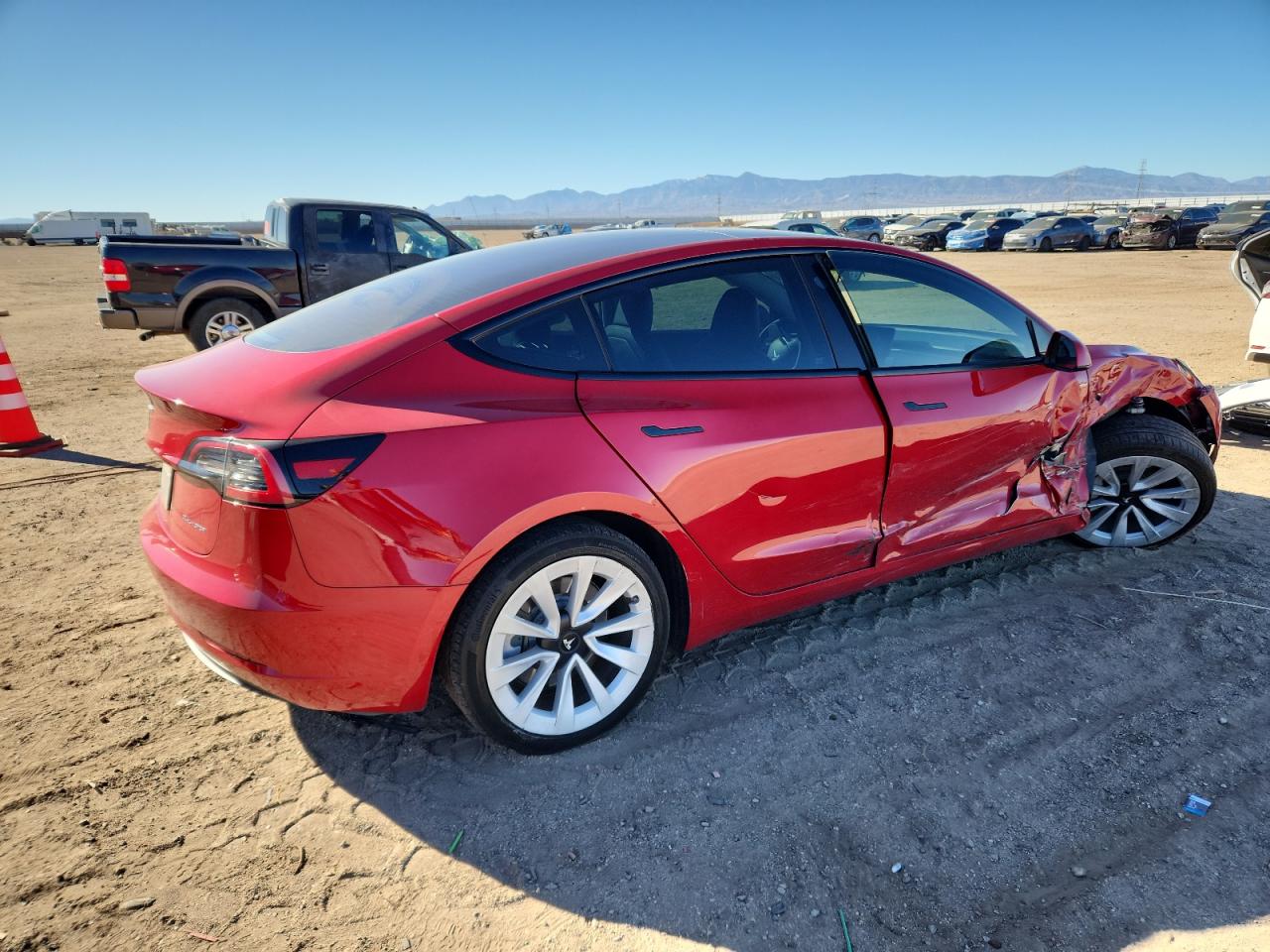 Tesla Model 3 Image 11