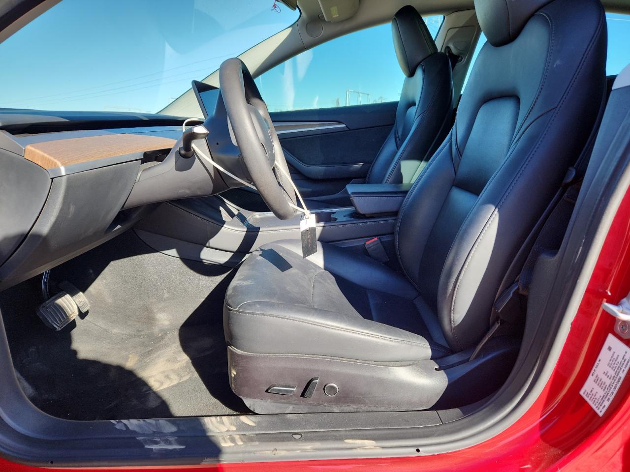 Tesla Model 3 Image 9