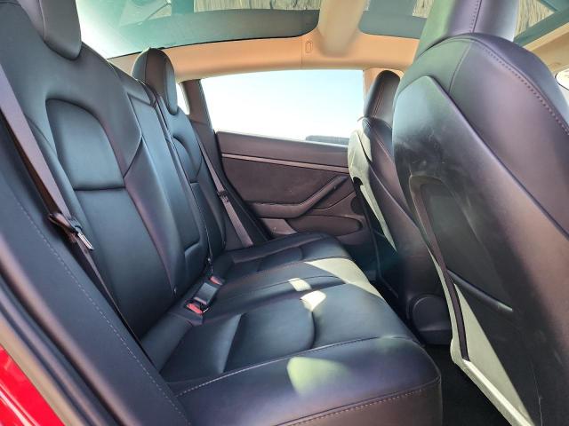 Tesla Model 3 Image 7