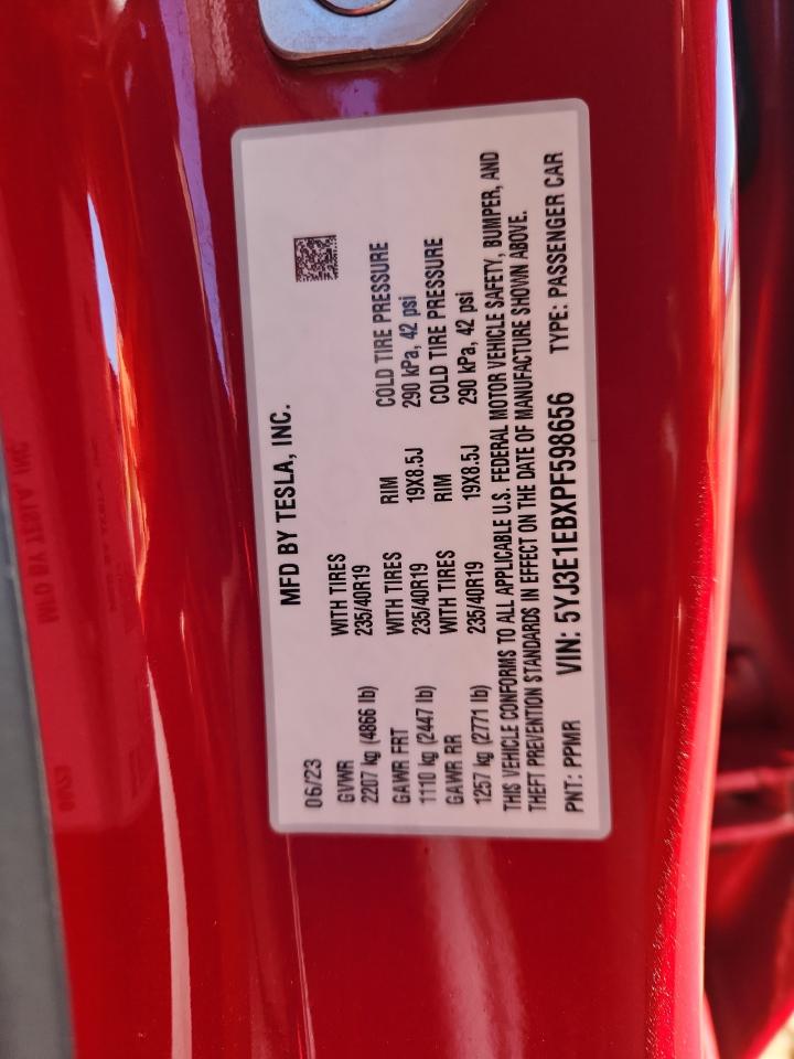 Tesla Model 3 Image 10