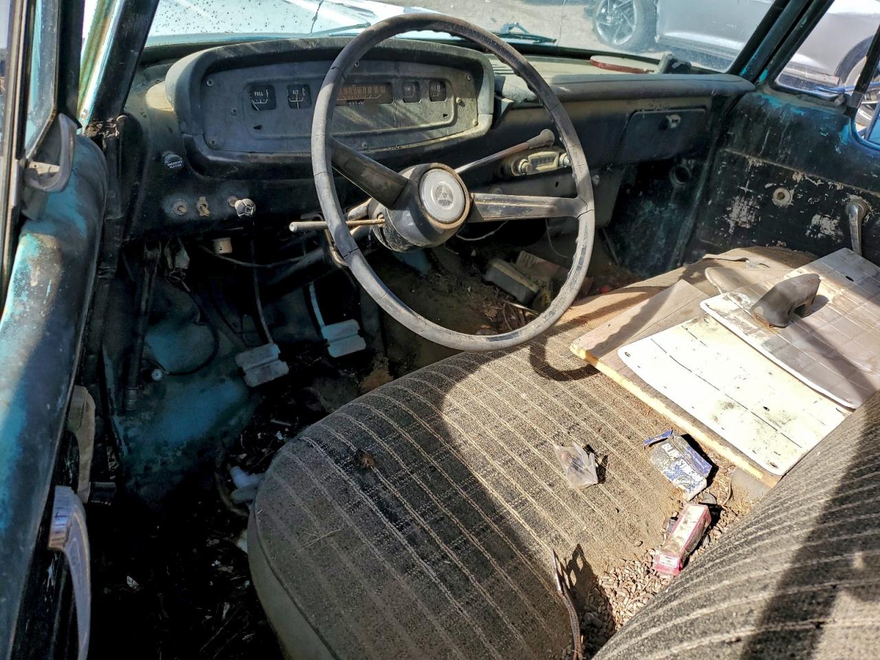 Dodge D Series Image 8