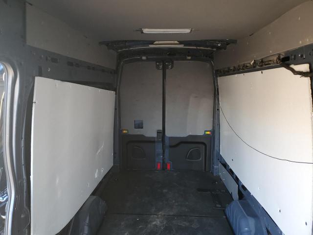 Ford Transit T-250 Image 4