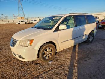  Salvage Chrysler Minivan