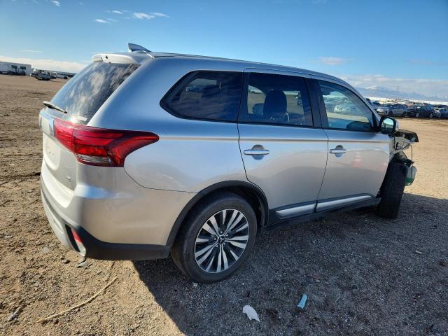 Mitsubishi Outlander Se Image 2