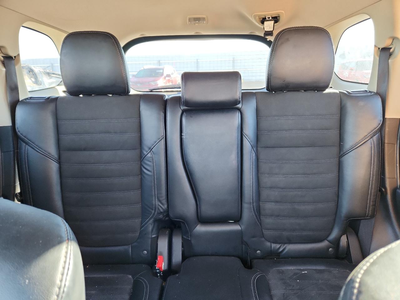 Mitsubishi Outlander Se Image 10