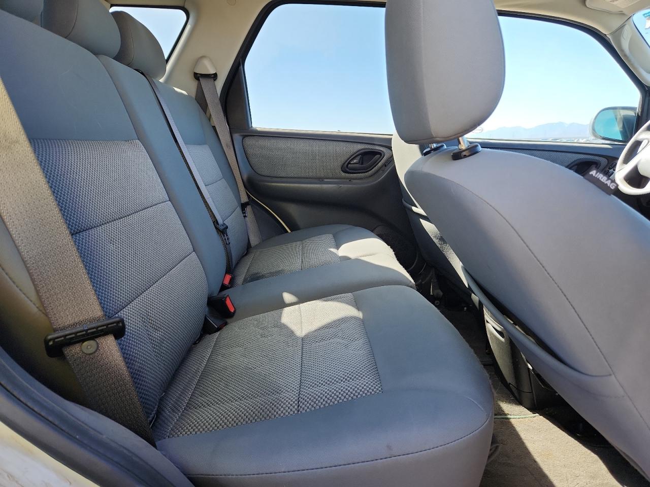 Ford Escape Hev Image 12