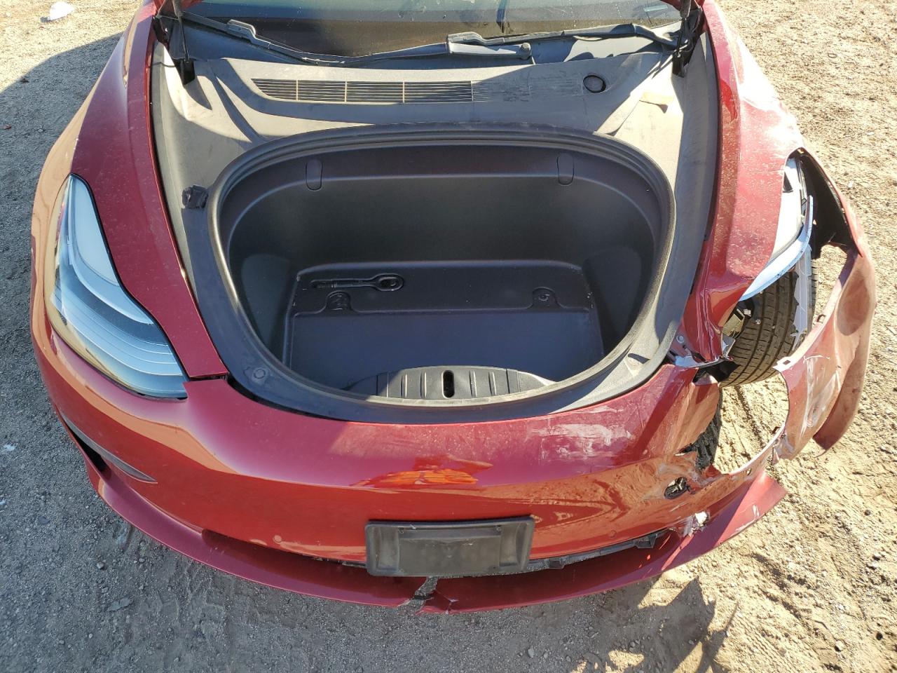 Tesla Model 3 Image 12