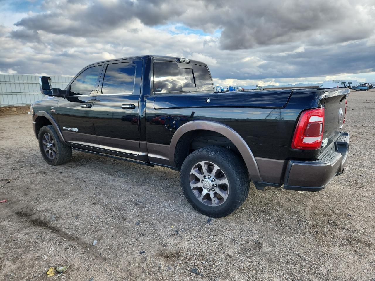 Ram 2500 Longhorn Image 2