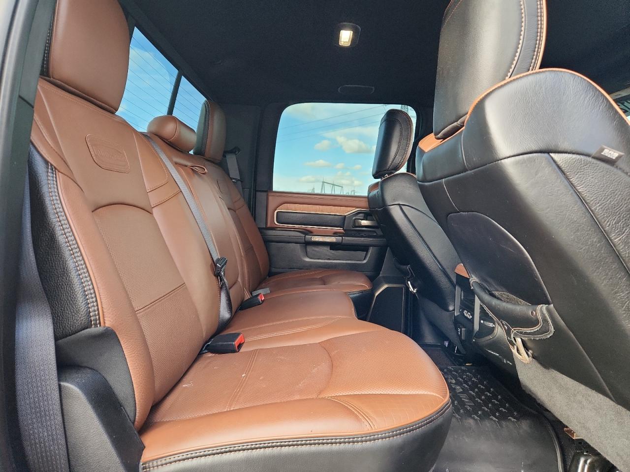 Ram 2500 Longhorn Image 9