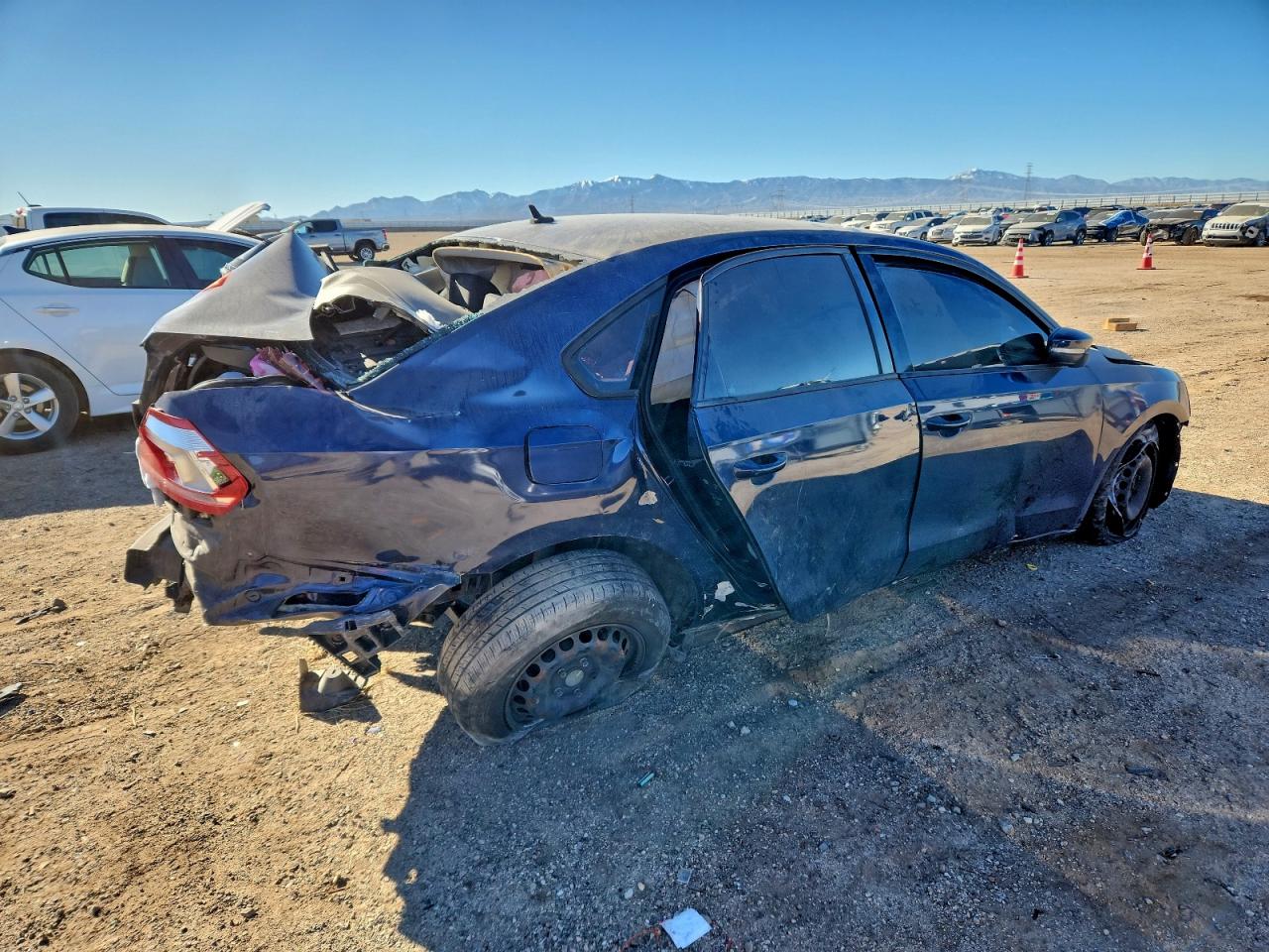 Volkswagen Passat S Image 2