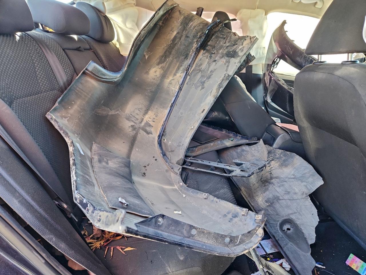 Volkswagen Passat S Image 10