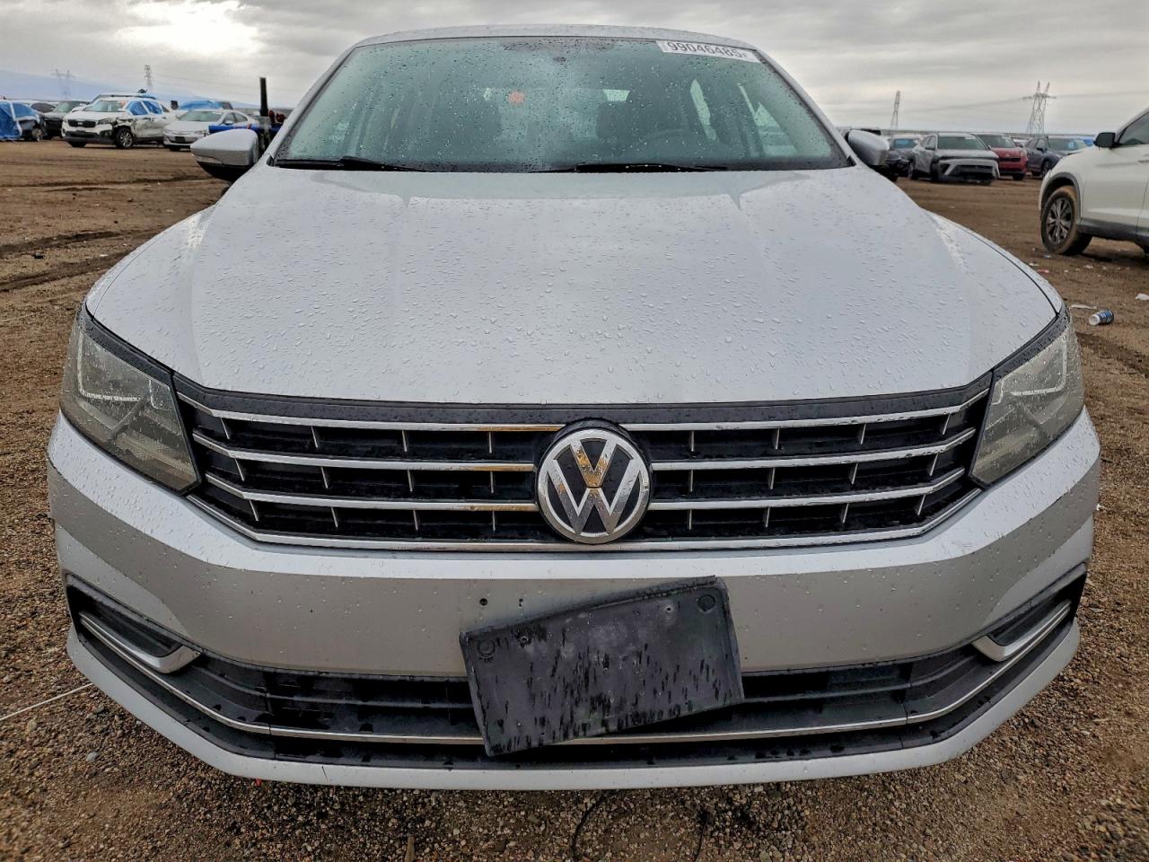 Volkswagen Passat S Image 10