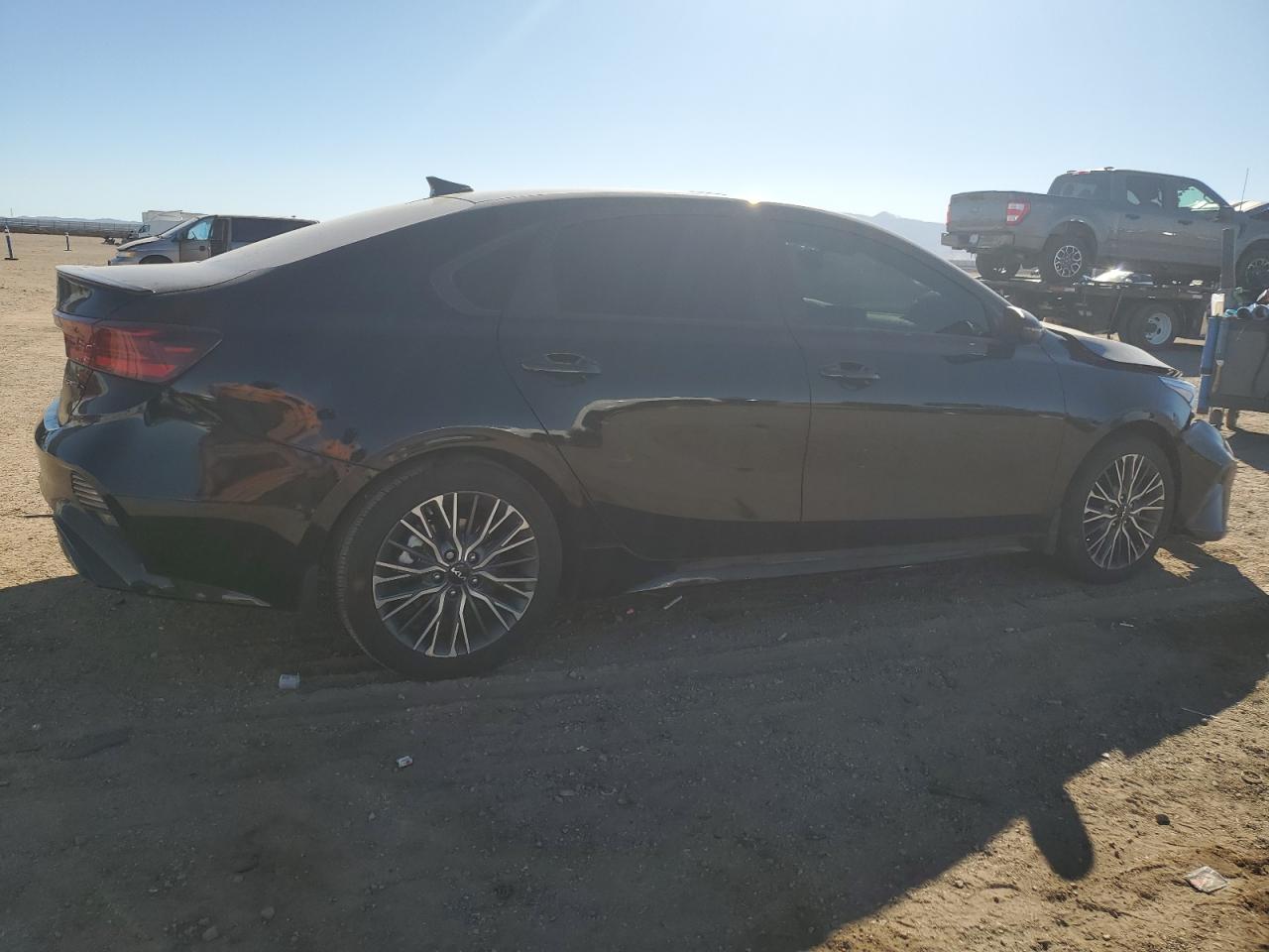 Kia Forte Gt Line Image 2