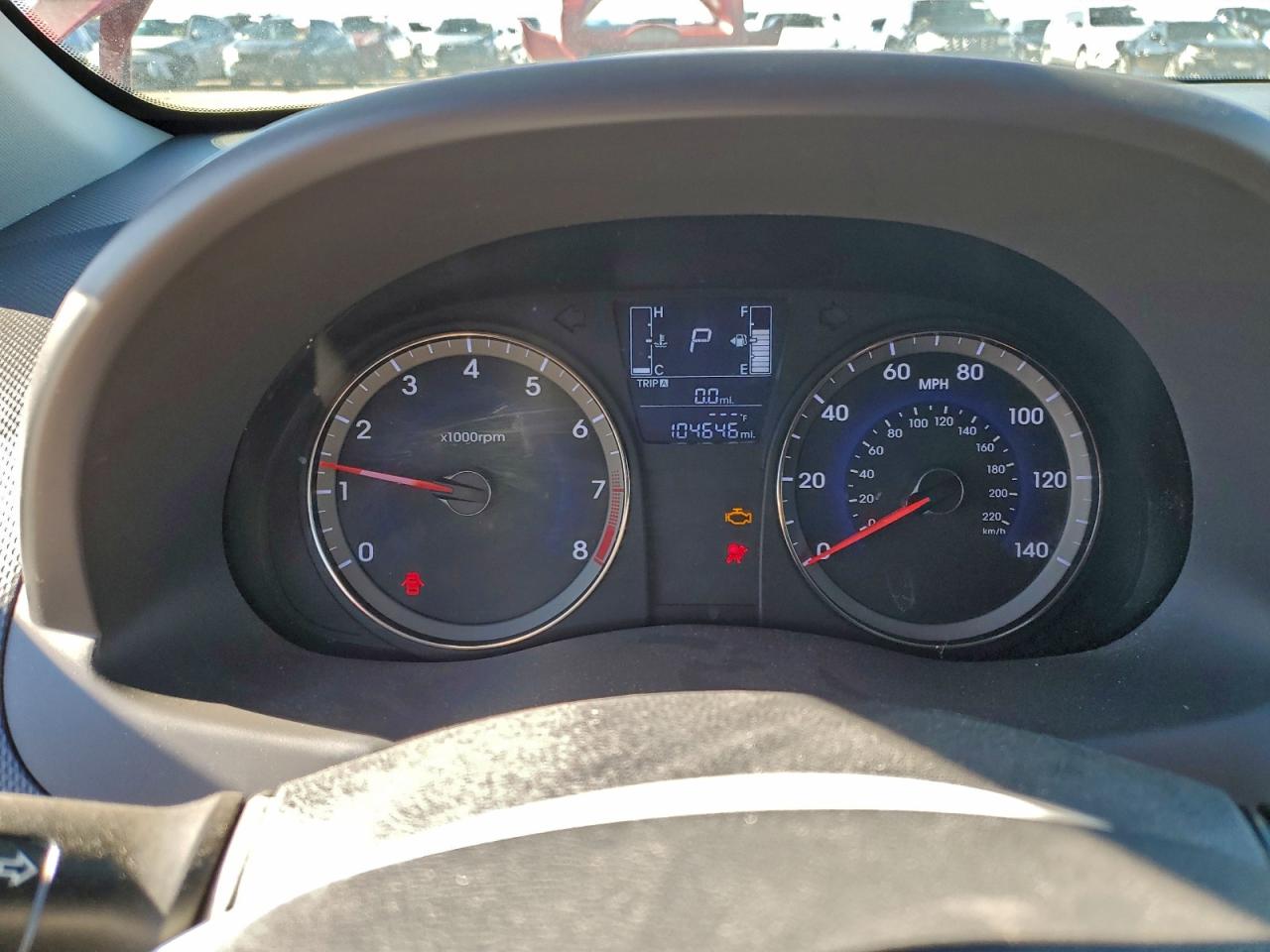 Hyundai ACCENT Gls Image 12