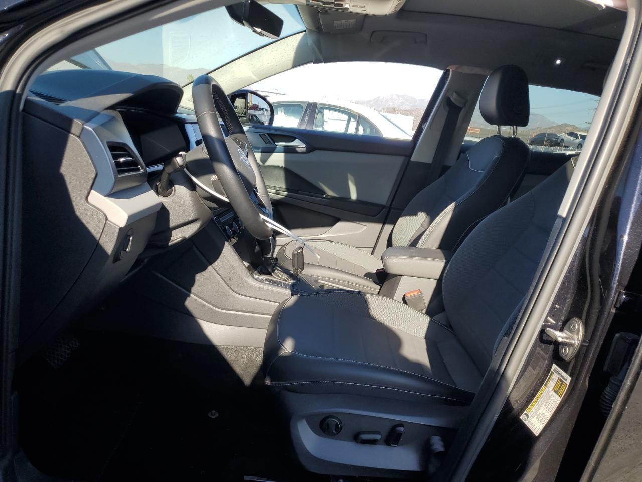 Volkswagen Taos Se Image 7