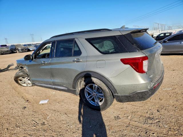 Ford Explorer Xlt Image 2