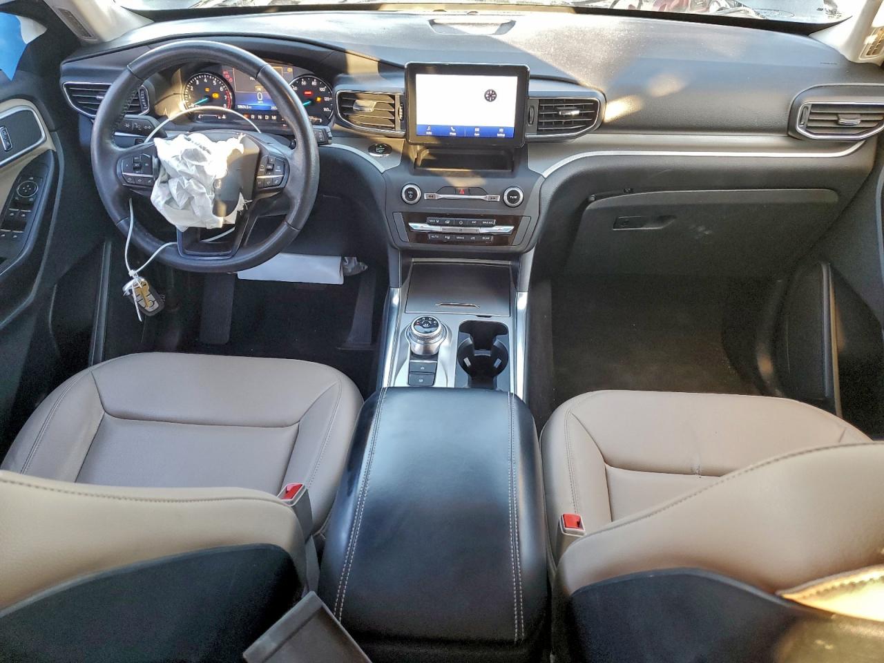 Ford Explorer Xlt Image 6