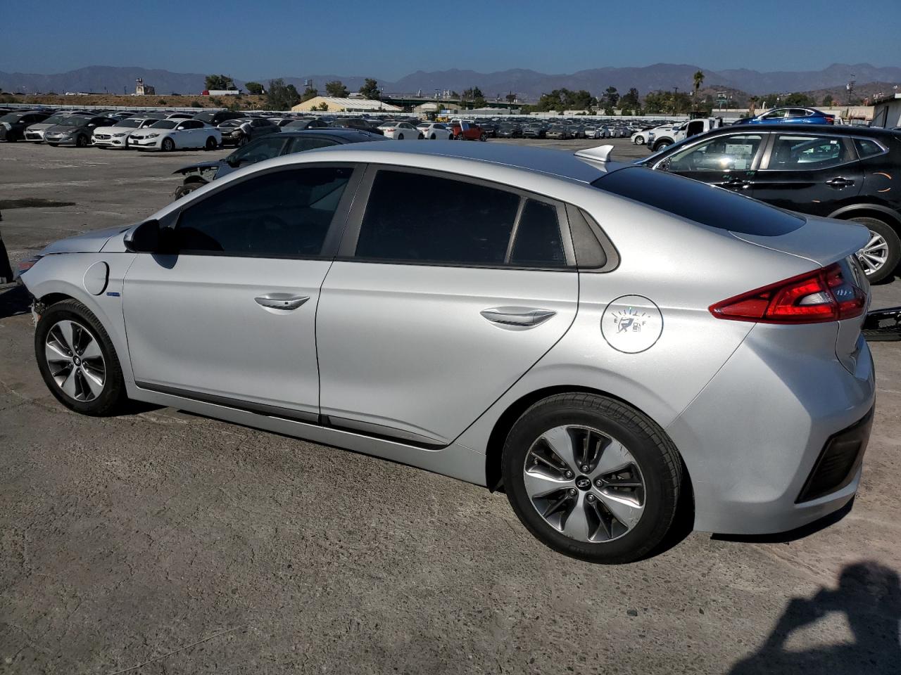 Hyundai Ioniq Image 2