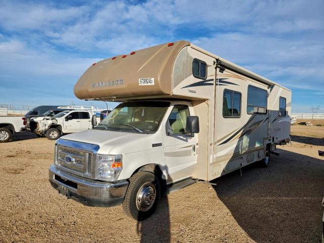 Ford Econoline E450 Super Duty Cutaway Van Image 3