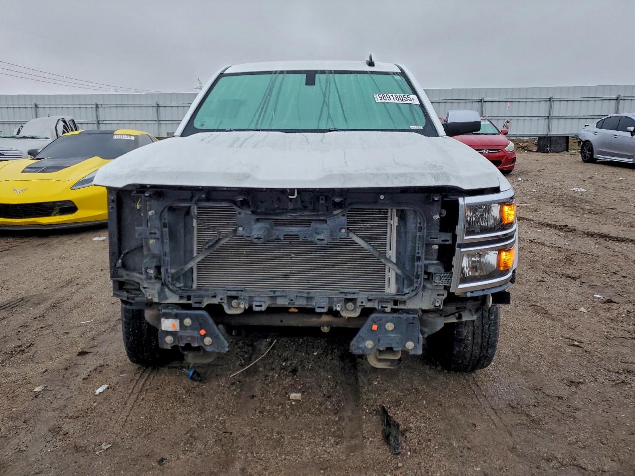 Chevrolet Silverado C1500 Image 2