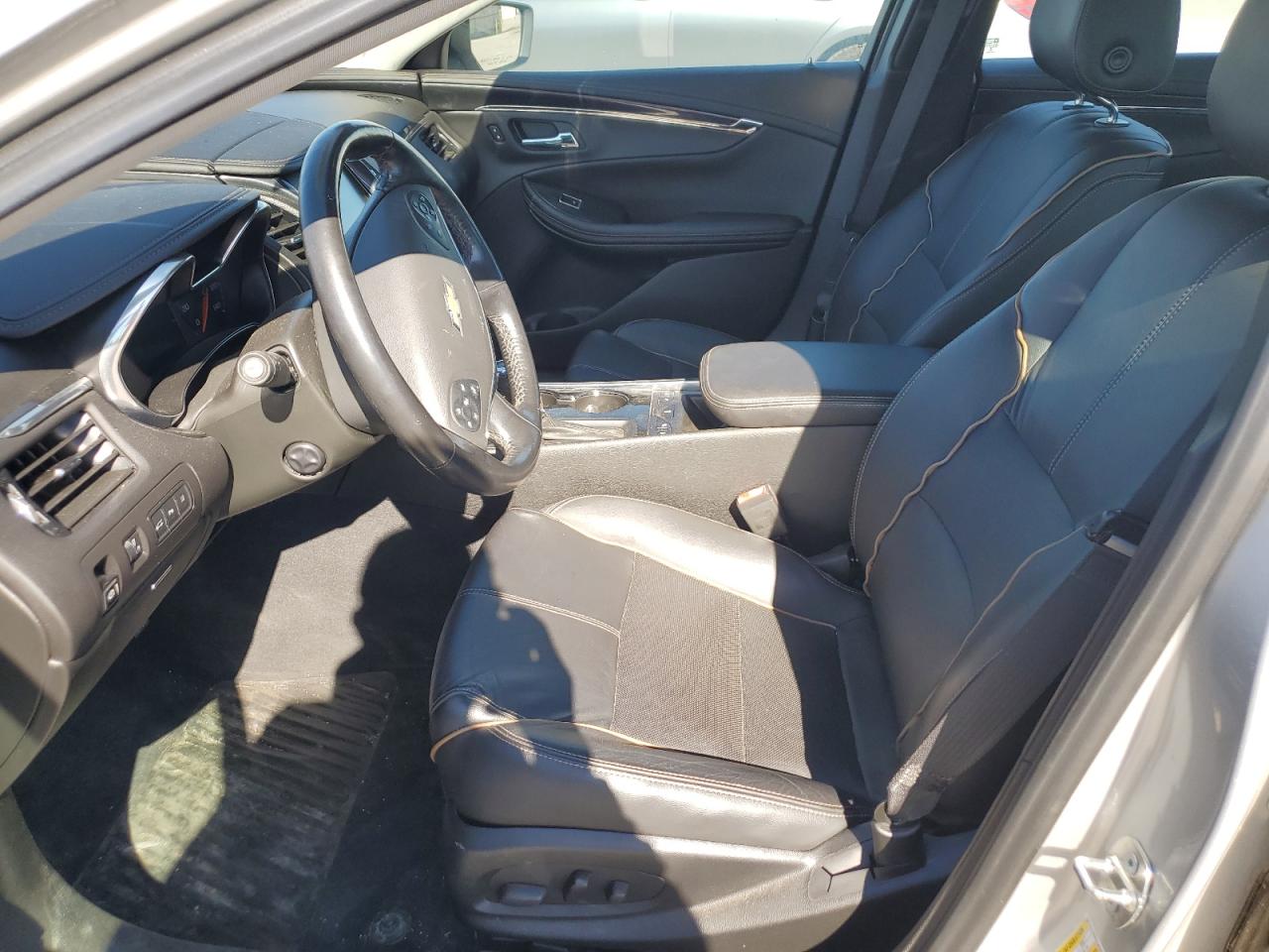 Chevrolet Impala Premier Image 8