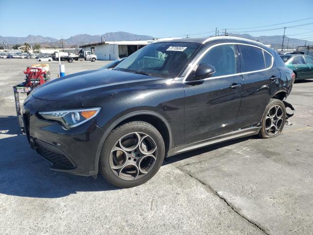  Salvage Alfa Romeo Stelvio