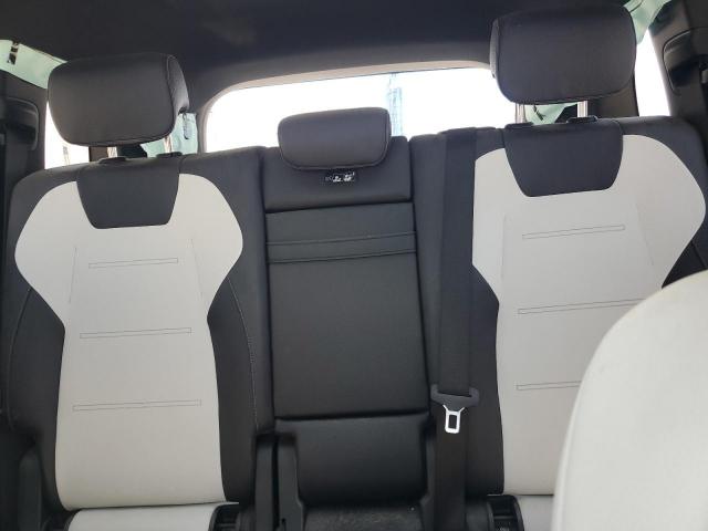 Mercedes-Benz GLB 250 Image 10