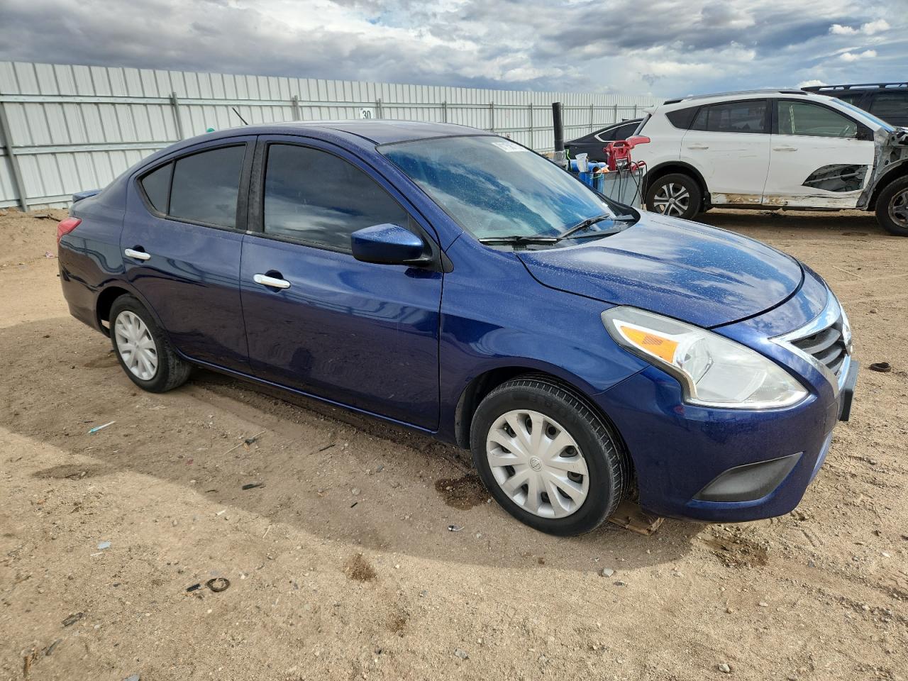 Nissan Versa S Image 12