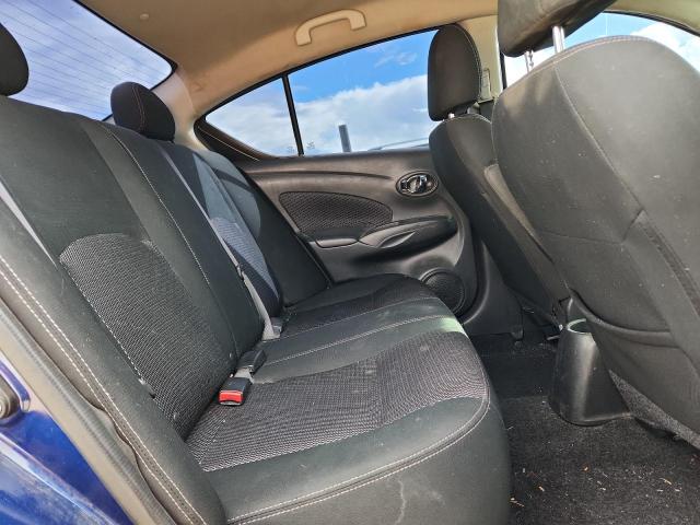 Nissan Versa S Image 10