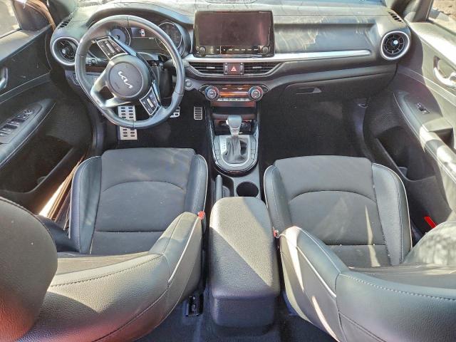 Kia Forte Gt Line Image 8