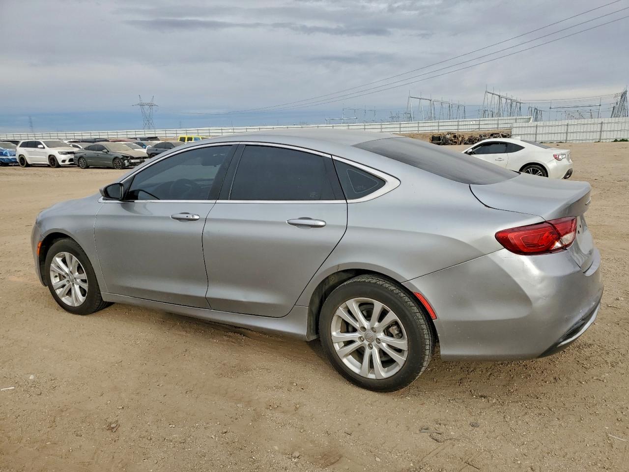 Chrysler 200 Limited Image 5
