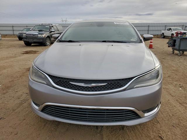 Chrysler 200 Limited Image 8