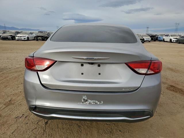Chrysler 200 Limited Image 6