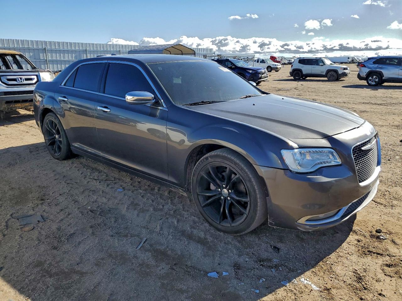 Chrysler 300 Image 2