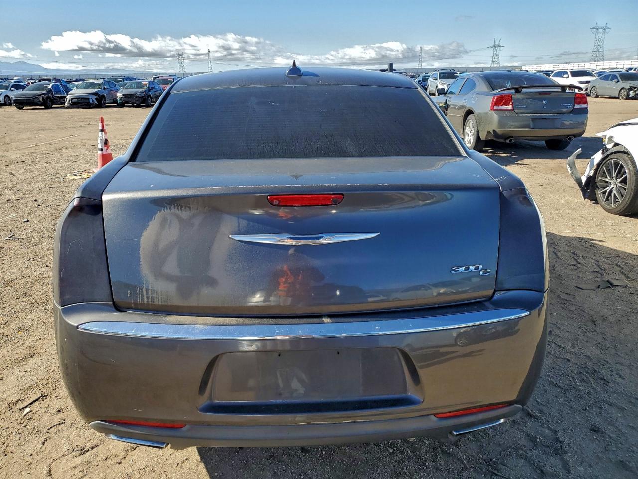 Chrysler 300 Image 3