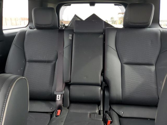 Toyota Land Cruis Base Image 12